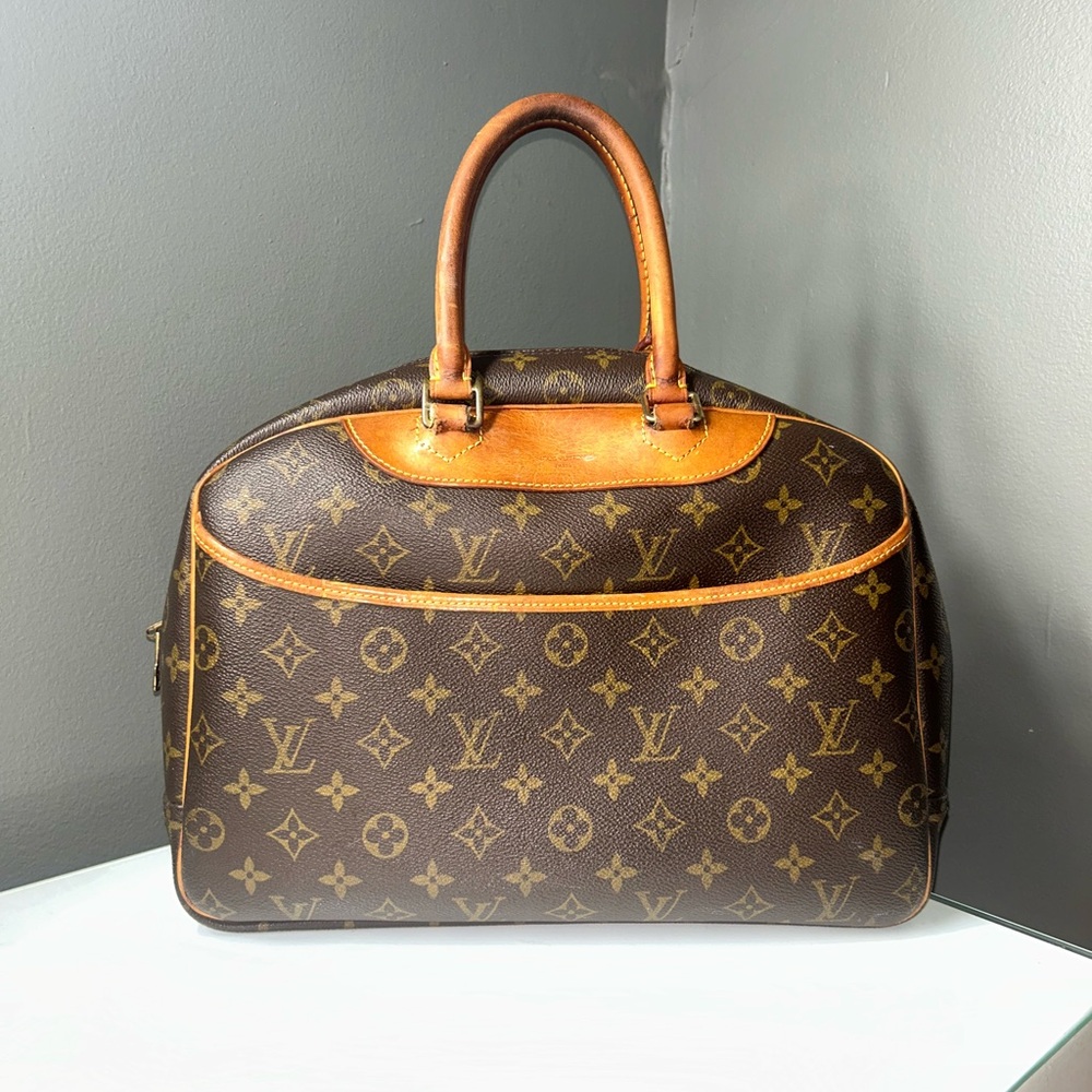 Louis Vuitton Monogram Deauville Handbag w COA